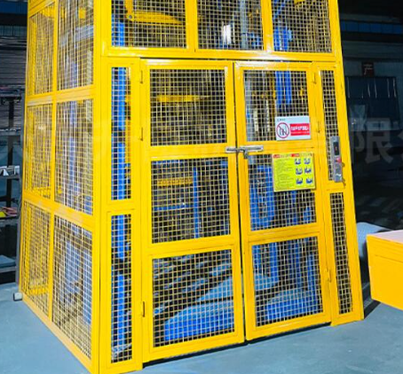 霍城货梯可以安装在室外吗